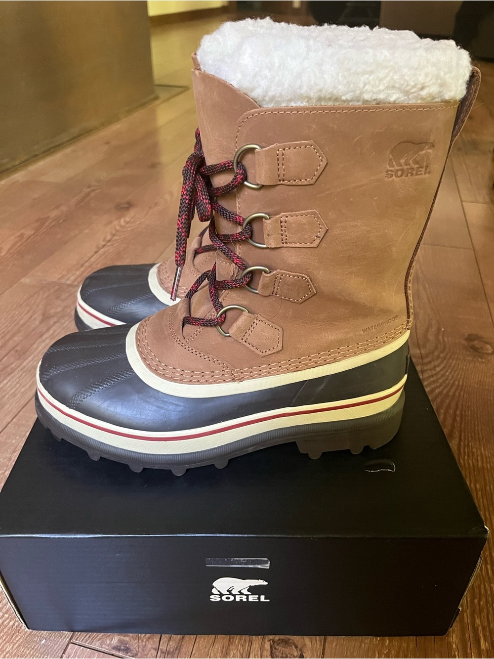 Sorel Caribou Winter Boots Women’s 8